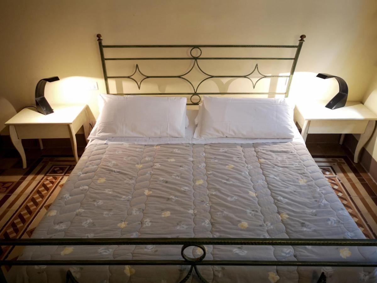A Palazzo Busdraghi Residenza D'Epoca Bed & Breakfast Lucca Exterior foto