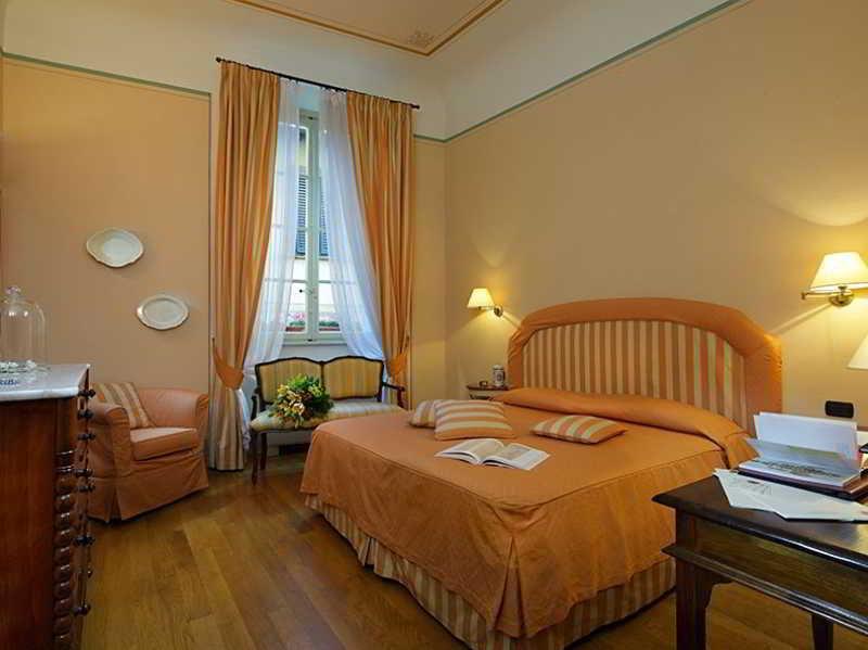 A Palazzo Busdraghi Residenza D'Epoca Bed & Breakfast Lucca Cameră foto